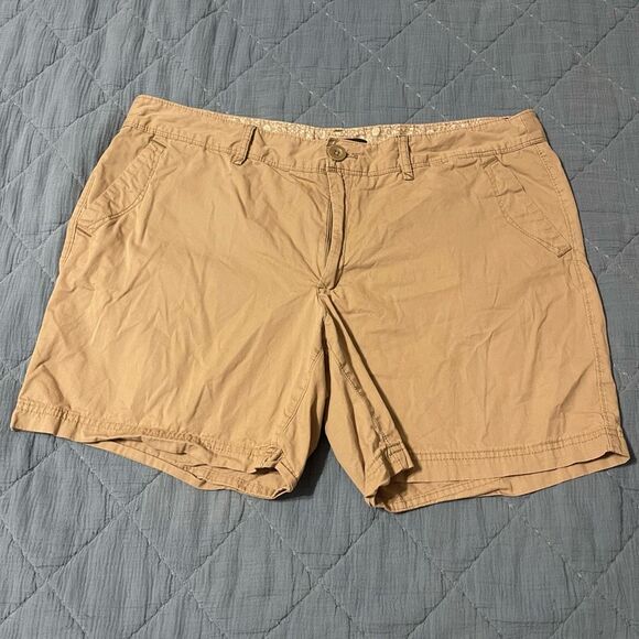 Eddie Bauer Khaki Shorts 16 - Picture 1 of 7